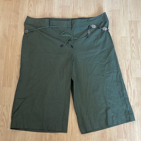 Linen Lane Bryant Capri Pants Size 28 NWT - Picture 2 of 8